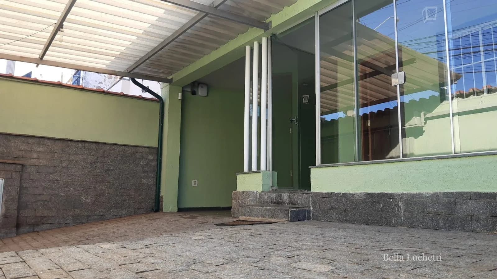Casa reformada no Taquaral, 128 m², três dormitórios com suíte e três vagas