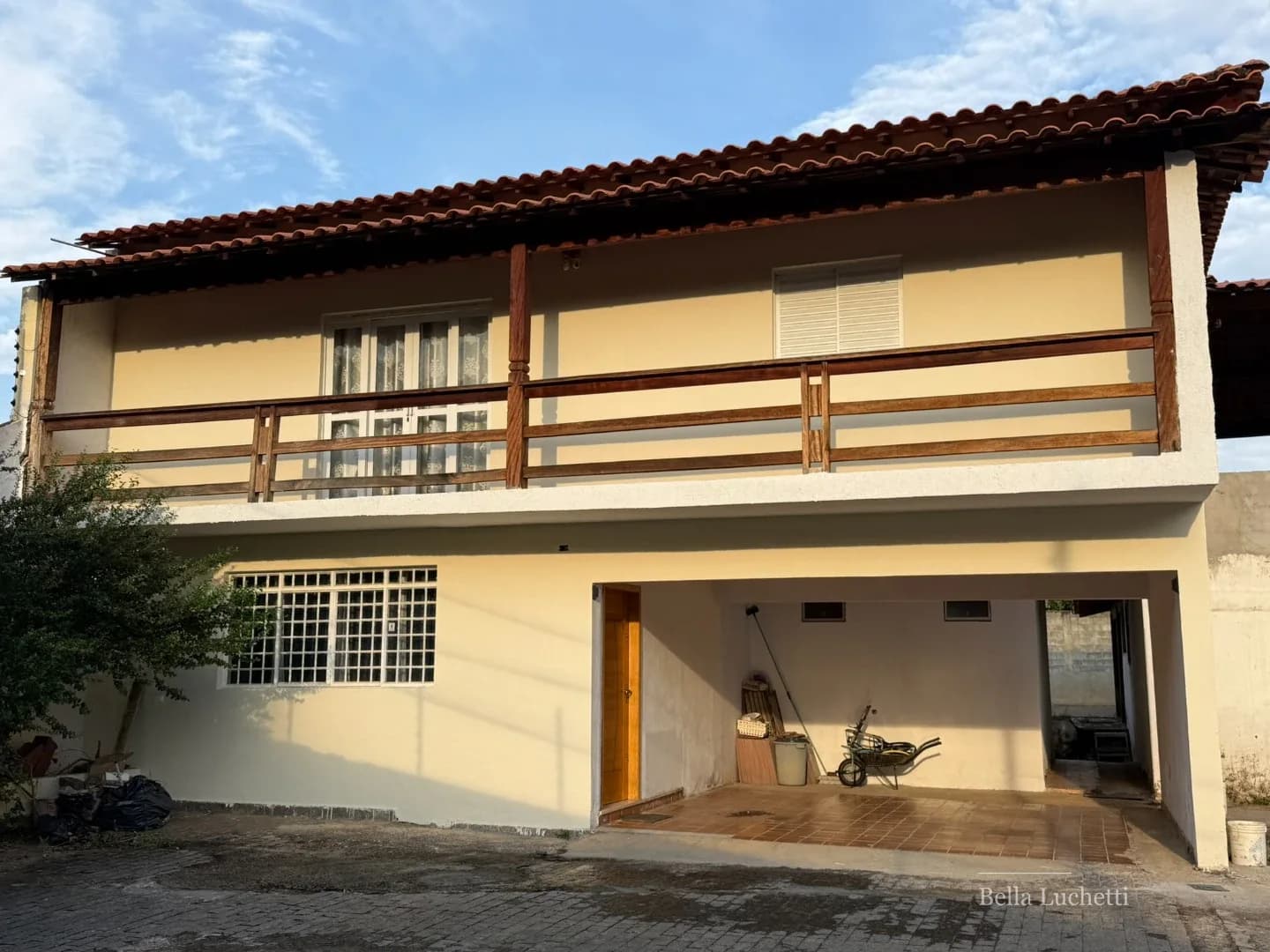 Sobrado no Novo Taquaral, 355 m², com piscina, quadra e escritório independente